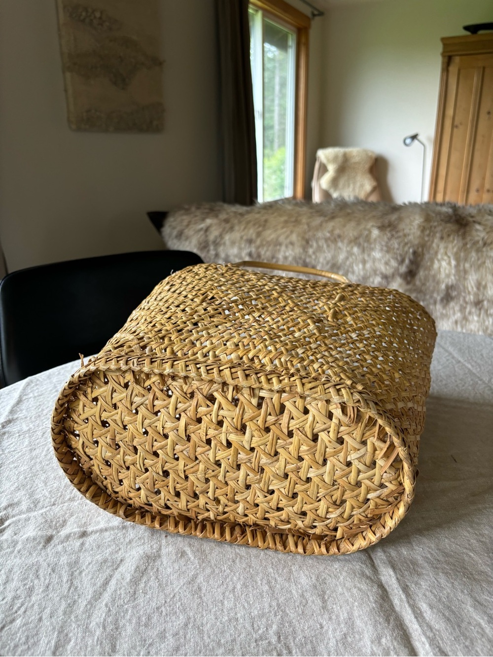 Vintage Wicker Market Basket - Picture 3 of 6